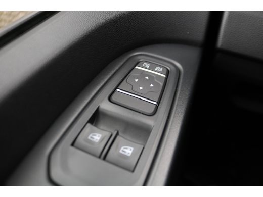 Renault Trafic 2.0 Blue dCi 150pk L2 H1 Advance DC ActivLease financial lease