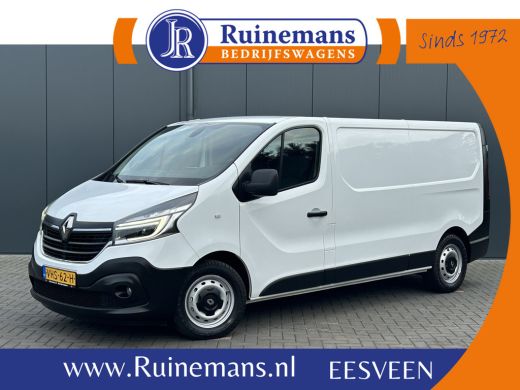 Renault Trafic 2.0 dCi 146 PK / L2H1 / 1e EIG. / AUTOMAAT / SORTIMO INRICHTING / TREKHAAK / AIRCO / CRUISE / BLU...