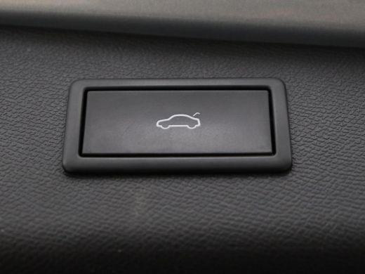 Seat Leon 1.4 e-Hybrid FR Business | Trekhaak | Stoelverwarming | Camera | Adaptive cruise | Full LED | Spo... ActivLease financial lease