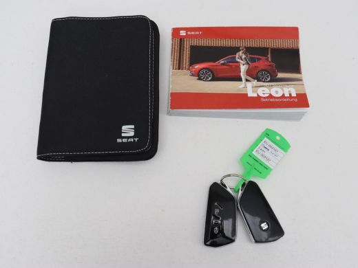 Seat Leon 1.4 e-Hybrid FR Business | Trekhaak | Stoelverwarming | Camera | Adaptive cruise | Full LED | Spo... ActivLease financial lease