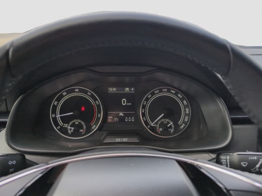 Skoda Kamiq 1.0 TSI Ambition110pk Automaat | Apple Carplay | Cruise Control | Airco ActivLease financial lease