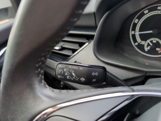 Skoda Kamiq 1.0 TSI Ambition110pk Automaat | Apple Carplay | Cruise Control | Airco ActivLease financial lease