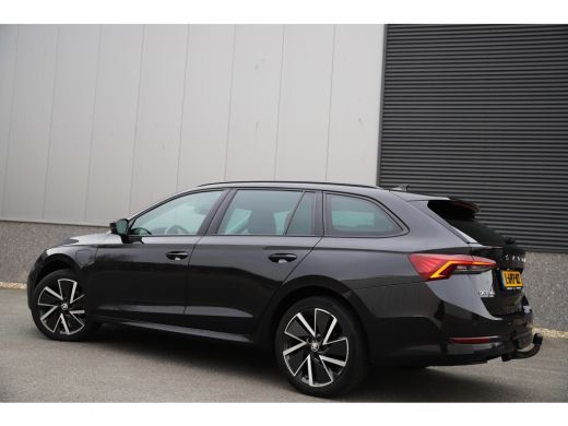 Skoda Octavia Combi 1.4 TSI iV PHEV Accu 92% /Virtual/Cruise/Matrix/Trekhaak/18" ActivLease financial lease