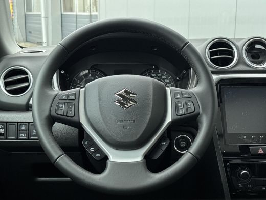 Suzuki Vitara 1.4 Boosterjet Style Smart Hybrid NIEUW UIT VOORRAAD | Elektrisch panoramadak | Climate Control |... ActivLease financial lease