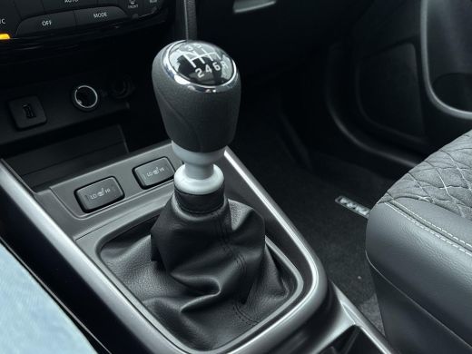 Suzuki Vitara 1.4 Boosterjet Style Smart Hybrid NIEUW UIT VOORRAAD | Elektrisch panoramadak | Climate Control |... ActivLease financial lease