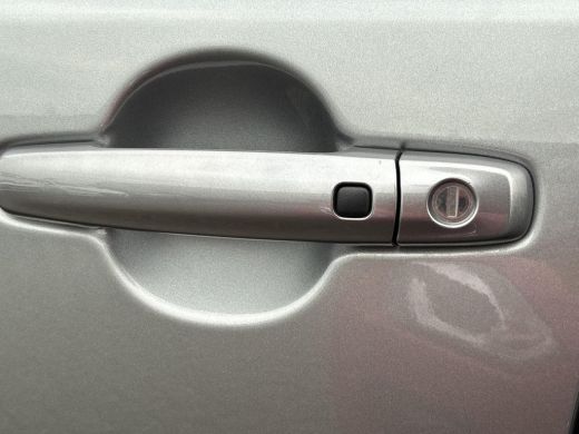 Suzuki Vitara 1.5 Hybrid Style **DODEHOEK DETECTIE/ KEYLESS/ ADAPTIEF CRUISE CONTROL** ActivLease financial lease