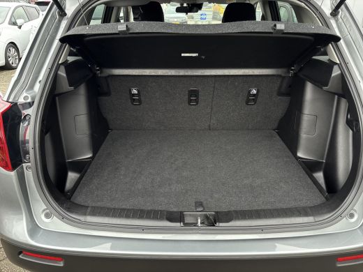 Suzuki Vitara 1.5 Hybrid Style **DODEHOEK DETECTIE/ KEYLESS/ ADAPTIEF CRUISE CONTROL** ActivLease financial lease