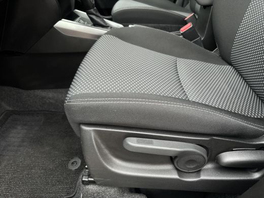 Suzuki Vitara 1.5 Hybrid Style **DODEHOEK DETECTIE/ KEYLESS/ ADAPTIEF CRUISE CONTROL/ 36 MAANDEN GARANTIE** ActivLease financial lease