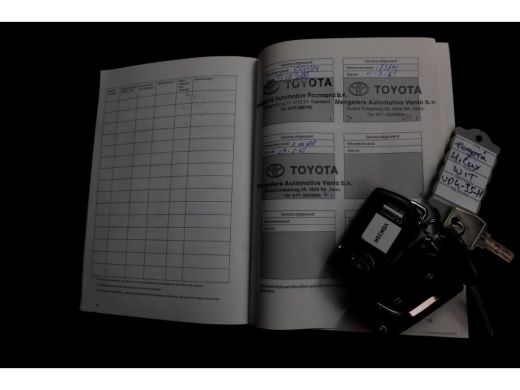 Toyota Hilux 2.4 D-4D-F 150pk E6 4WD 4x4 Automaat Double Cab Airco/Camera 11-2019 ActivLease financial lease