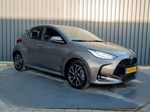 Toyota Yaris 1.5 Hybrid Business Plus | Navi | Keyless | Leder | Stoelverwarming | Prijs Rijklaar!! ActivLease financial lease