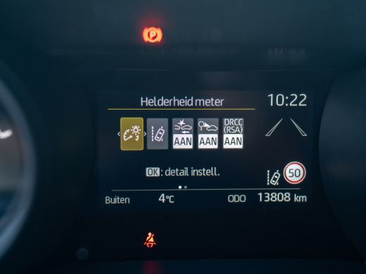 Toyota Yaris 1.5 Hybrid Business Plus | Navi | Keyless | Leder | Stoelverwarming | Prijs Rijklaar!! ActivLease financial lease