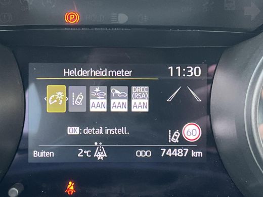 Toyota Yaris 1.5 Hybrid Dynamic | Navigatie | Licht metalen velgen | LED koplampen | Keyless entry | ActivLease financial lease