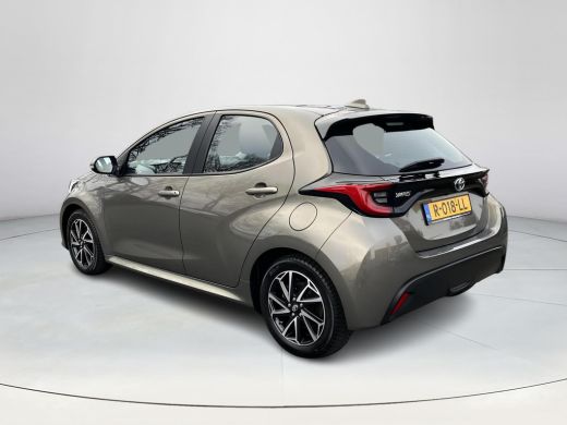 Toyota Yaris 1.5 Hybrid Dynamic | Navigatie | Licht metalen velgen | LED koplampen | Keyless entry | ActivLease financial lease