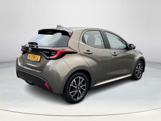 Toyota Yaris 1.5 Hybrid Dynamic | Navigatie | Licht metalen velgen | LED koplampen | Keyless entry | ActivLease financial lease