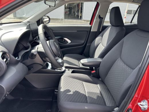 Toyota Yaris Cross 1.5 Hybrid 115 Active Comfort Pack ActivLease financial lease