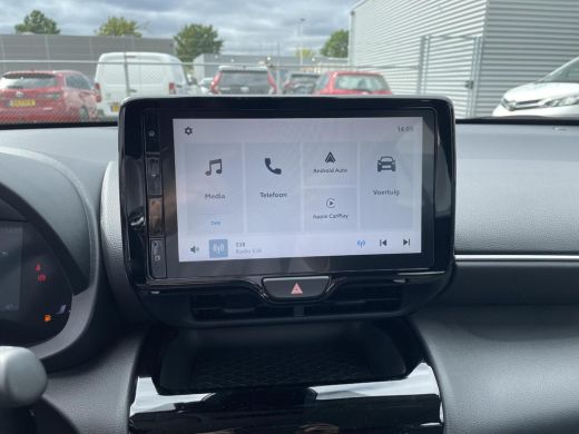 Toyota Yaris Cross 1.5 Hybrid 115 Active Comfort Pack ActivLease financial lease