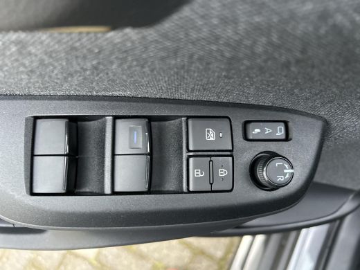 Toyota Yaris Cross 1.5 Hybrid Adventure ActivLease financial lease