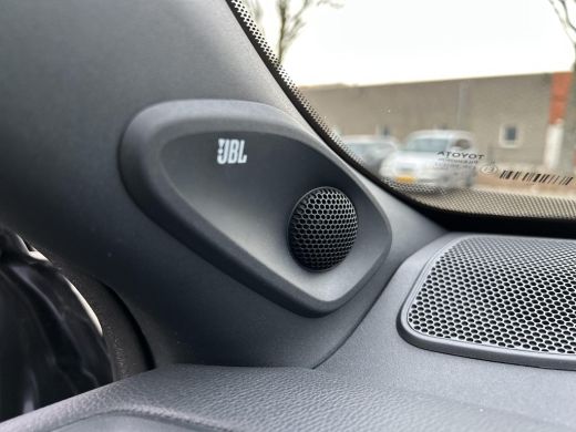 Toyota Yaris Cross 1.5 Hybrid Adventure ActivLease financial lease