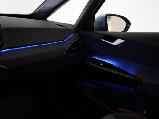 Volkswagen ID.3 PRO 58 KWH + SFEERVERLICHTING | ADAPTIVE CRUISE | STUUR / STOELVERWARMING ActivLease financial lease