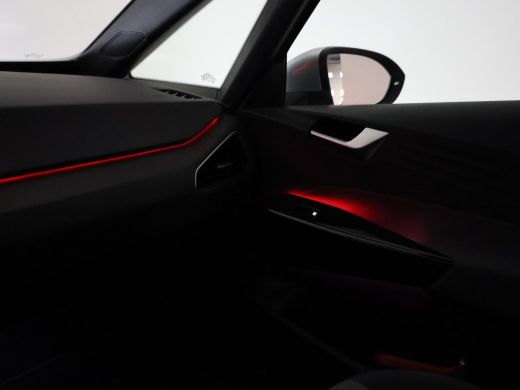 Volkswagen ID.3 PRO 58 KWH + SFEERVERLICHTING | ADAPTIVE CRUISE | STUUR / STOELVERWARMING ActivLease financial lease