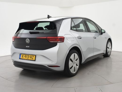 Volkswagen ID.3 PRO 58 KWH + SFEERVERLICHTING | ADAPTIVE CRUISE | STUUR / STOELVERWARMING ActivLease financial lease