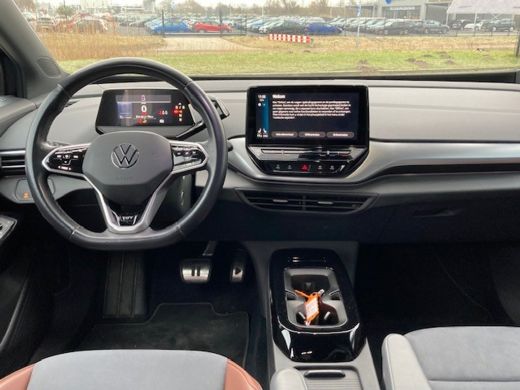 Volkswagen ID.4 Max 77 kWh 204pk | Trekhaak | Camera achter | Led koplampen | Navigatie |  Stuur+stoelverwarming ... ActivLease financial lease