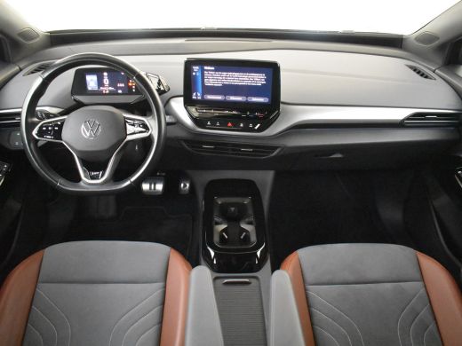 Volkswagen ID.4 Max 77 kWh 204pk | Trekhaak | Camera l SOH 92% l Led koplampen | Navigatie |  Stuur+stoelverwarmi... ActivLease financial lease