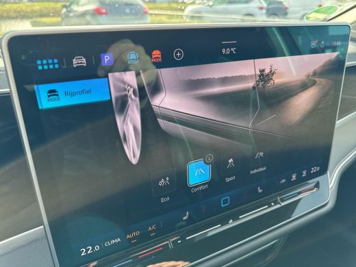 Volkswagen Passat Variant 2.0 TDI 110kW DSG7 Elegance | 150 pk | Trekhaak | DIESEL | Automaat |Massage Stoelen  | L... ActivLease financial lease