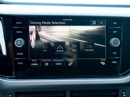 Volkswagen T-Cross 1.0 TSI 110Pk Style | Keyless | Camera | Navi | Apple Carplay/ Android Auto | Prijs Rijklaar!! ActivLease financial lease