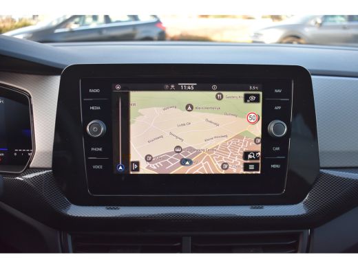 Volkswagen T-Cross Life Edition | 'App-Connect' draadloze smartphone integratie | Achterlichten LED | Afstandscontro... ActivLease financial lease