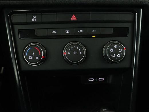 Volkswagen T-Roc 1.0 TSI | Adaptive cruise | Carplay | Airco | DAB | Bluetooth ActivLease financial lease