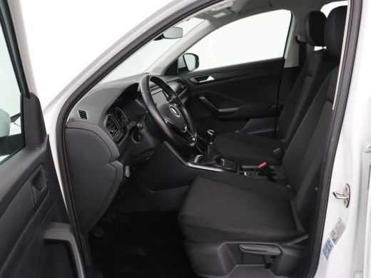 Volkswagen T-Roc 1.0 TSI | Adaptive cruise | Carplay | Airco | DAB | Bluetooth ActivLease financial lease