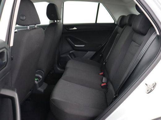 Volkswagen T-Roc 1.0 TSI | Adaptive cruise | Carplay | Airco | DAB | Bluetooth ActivLease financial lease