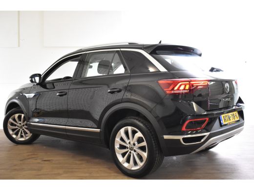 Volkswagen T-Roc 1.5 TSI 150PK DSG STYLE VIRTUAL/CARPLAY/CAMERA ActivLease financial lease