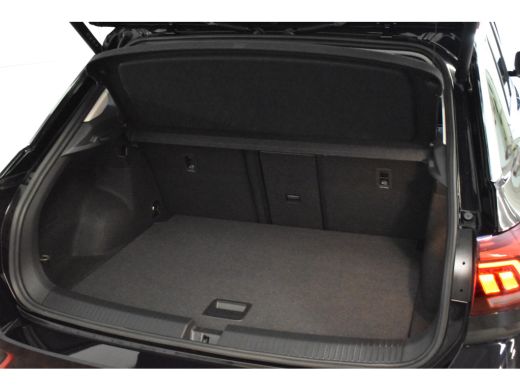 Volkswagen T-Roc 1.5 TSI 150PK DSG STYLE VIRTUAL/CARPLAY/CAMERA ActivLease financial lease