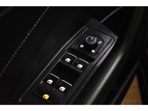 Volkswagen T-Roc 1.5 TSI 150PK DSG STYLE VIRTUAL/CARPLAY/CAMERA ActivLease financial lease