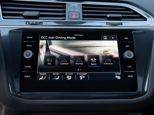 Volkswagen Tiguan 1.4 TSI eHybrid R-Line Business+ | 360 Camera | Panodak | 20'' | Keyless | Prijs Rijklaar!! ActivLease financial lease