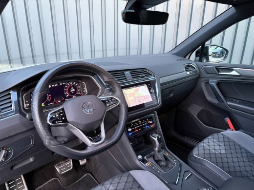 Volkswagen Tiguan 1.4 TSI eHybrid R-Line Business+ | 360 Camera | Panodak | 20'' | Keyless | Prijs Rijklaar!! ActivLease financial lease