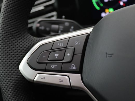 Volkswagen Tiguan 1.5 eHybrid R-Line Edition 272PK DSG Leder, ventilatie, massage, matrix led, trekhaak, panoramada... ActivLease financial lease