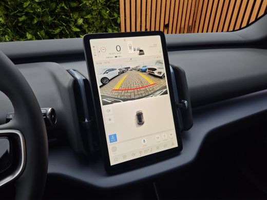 Volvo  EX30 Single Motor Extended Range Plus 69 kWh | Adaptive Cruise | BLIS | Memory | Camera | Keyless ActivLease financial lease