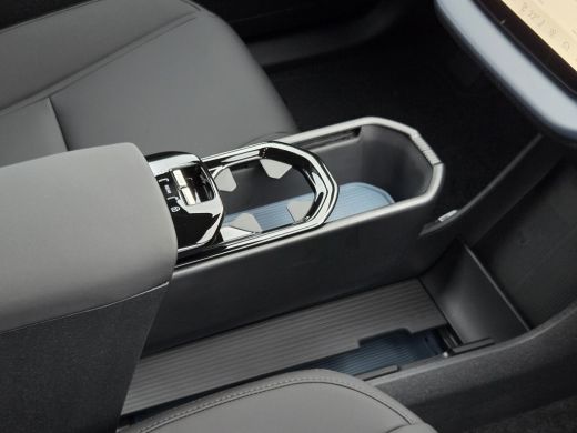 Volvo  EX30 Single Motor Extended Range Plus 69 kWh | Adaptive Cruise | BLIS | Memory | Camera | Keyless ActivLease financial lease