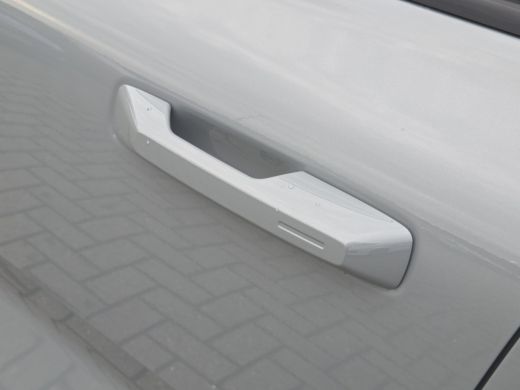 Volvo  EX30 Single Motor Extended Range Plus 69 kWh | Adaptive Cruise | BLIS | Memory | Camera | Keyless ActivLease financial lease