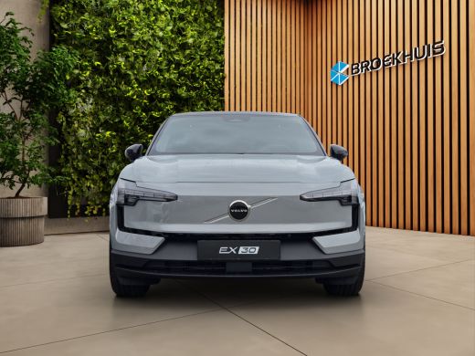 Volvo  EX30 Single Motor Extended Range Plus 69 kWh | Adaptive Cruise | BLIS | Memory | Camera | Keyless ActivLease financial lease