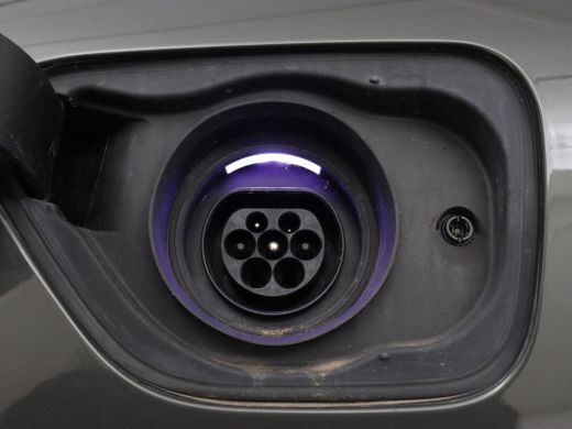 Volvo  V60 2.0 T8 Recharge AWD Inscription | Panoramadak | Trekhaak | Stoel & stuurverwarming | Carplay | Ha... ActivLease financial lease