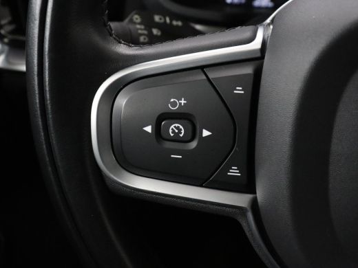 Volvo  V60 2.0 T8 Recharge AWD Inscription | Panoramadak | Trekhaak | Stoel & stuurverwarming | Carplay | Ha... ActivLease financial lease