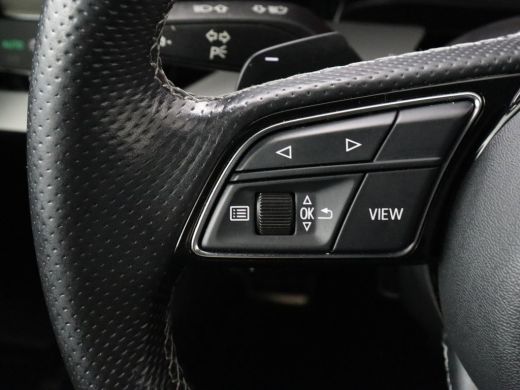 Audi A3 30 TFSI S edition | Leder | Virtual Cockpit | Carplay | Sportstoelen | Full LED | DAB | Climate c... ActivLease financial lease