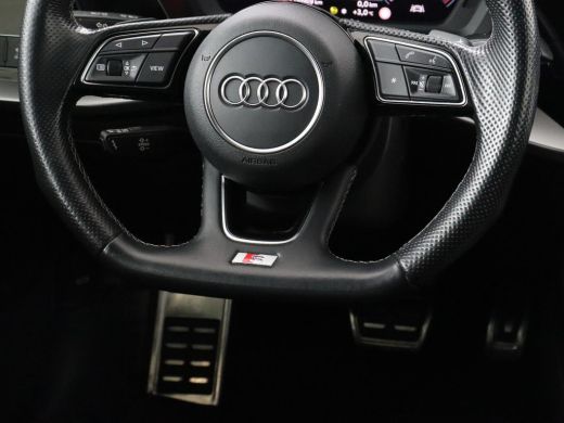 Audi A3 30 TFSI S edition | Leder | Virtual Cockpit | Carplay | Sportstoelen | Full LED | DAB | Climate c... ActivLease financial lease
