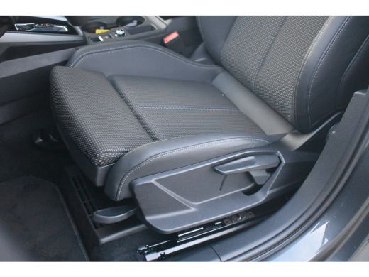 Audi A3 Sportback 30 TFSI 115PK DSG S EDITION | CAMERA ACHTER | NAVIGATIE | ADAPT. CRUISE | APP. CONNECT ... ActivLease financial lease