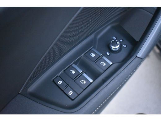 Audi A3 Sportback 30 TFSI 115PK DSG S EDITION | CAMERA ACHTER | NAVIGATIE | ADAPT. CRUISE | APP. CONNECT ... ActivLease financial lease