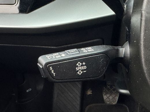 Audi A3 Sportback 30 TFSI PRO LINE VIRTUAL/NAVI/CRUISE/CARPLAY ActivLease financial lease